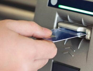 Vítima de fraude em caixa eletrônico ganha indenização por danos morais na justiça